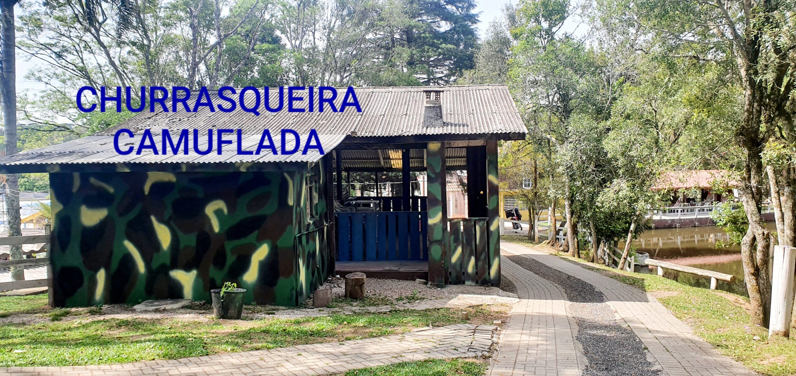 Churrasqueira Camuflada